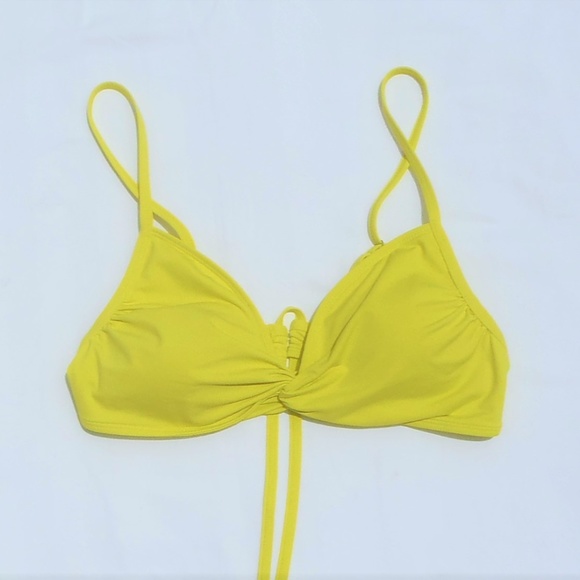 Athleta Other - Athleta Bikini Top - Size Large - EUC